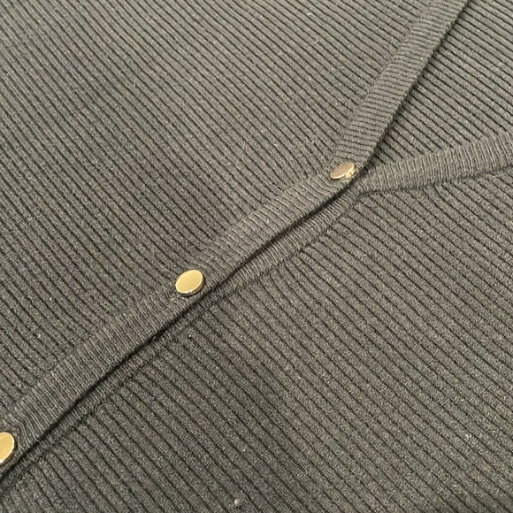 NWT Tahari Women’s Black Cardigan with Gold Buttons. Size medium - Picture 2 of 5